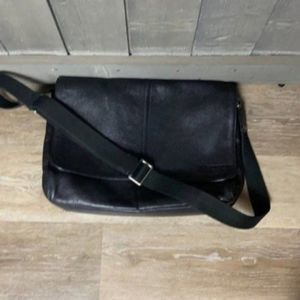 COACH Men's Black Messenger Bag used authentic worn older style unisex